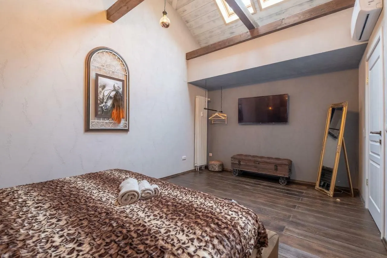 2-Bedroom Elegant Apartment In Mediterranean Style Sofie
