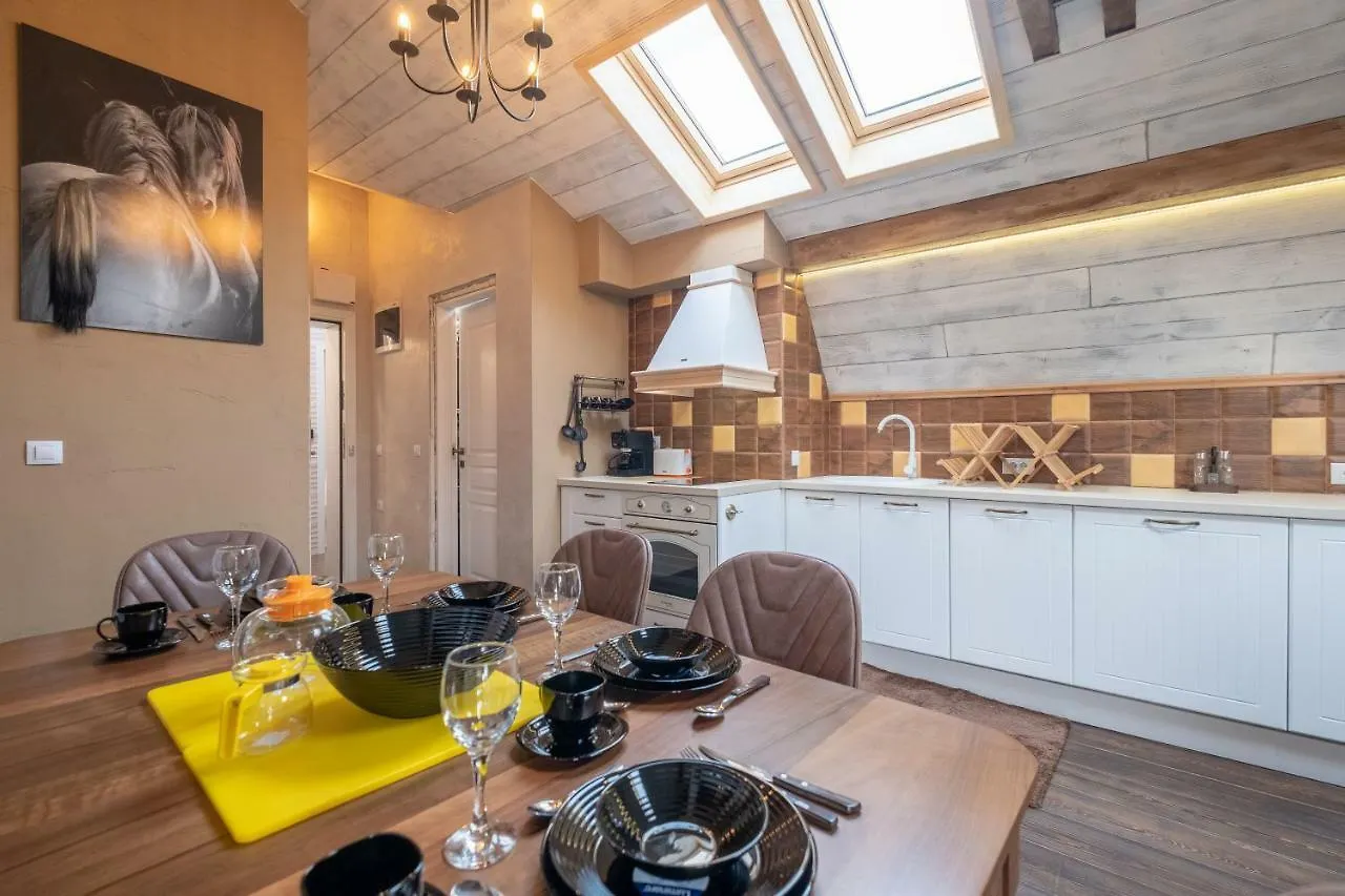 2-Bedroom Elegant Apartment In Mediterranean Style Sofia